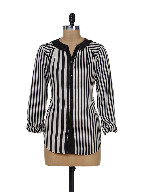 Trendy Black & White Striped Shirt - Remanika