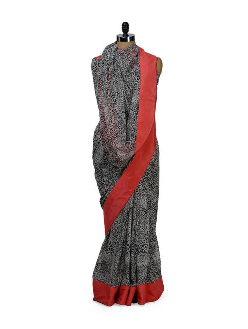 Printed Saree With Lace Border - HERMOSEAR