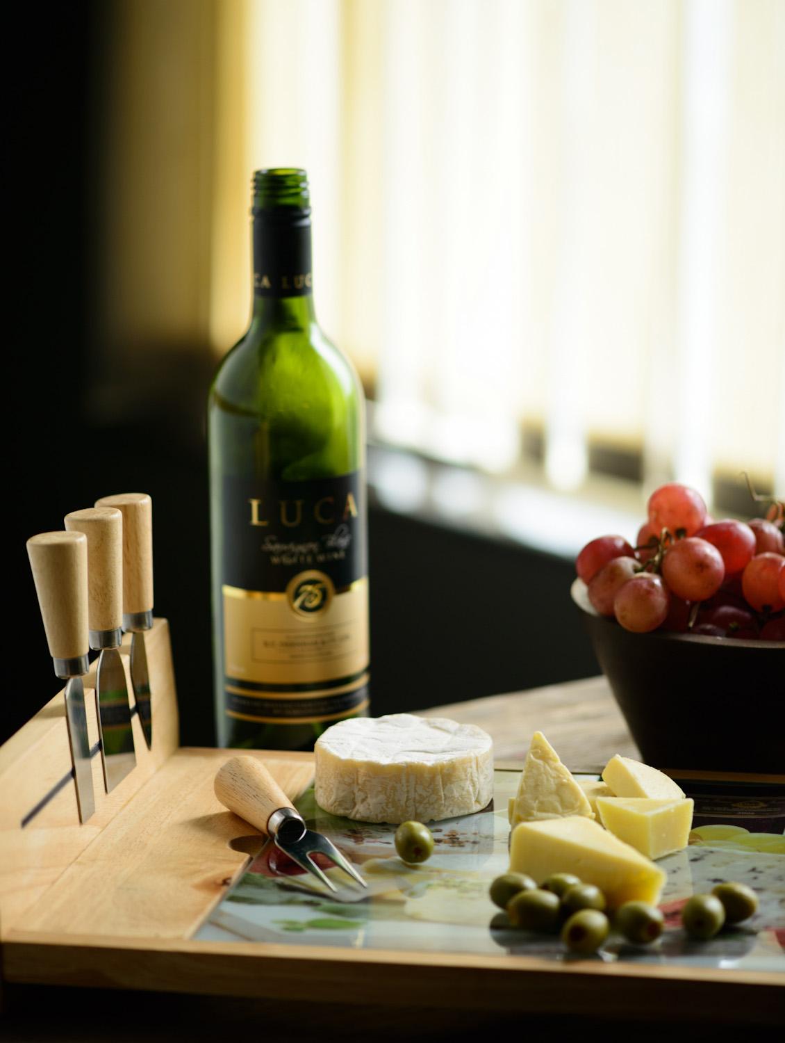 Wooden Cheese Set (4 Knives, 1 Board, 1 Printed Glass Sheet) - Master Kitchen