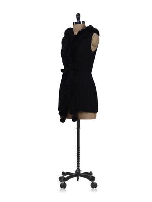 sleeveless black sweater with fur - 51242 - Standard Image - 2