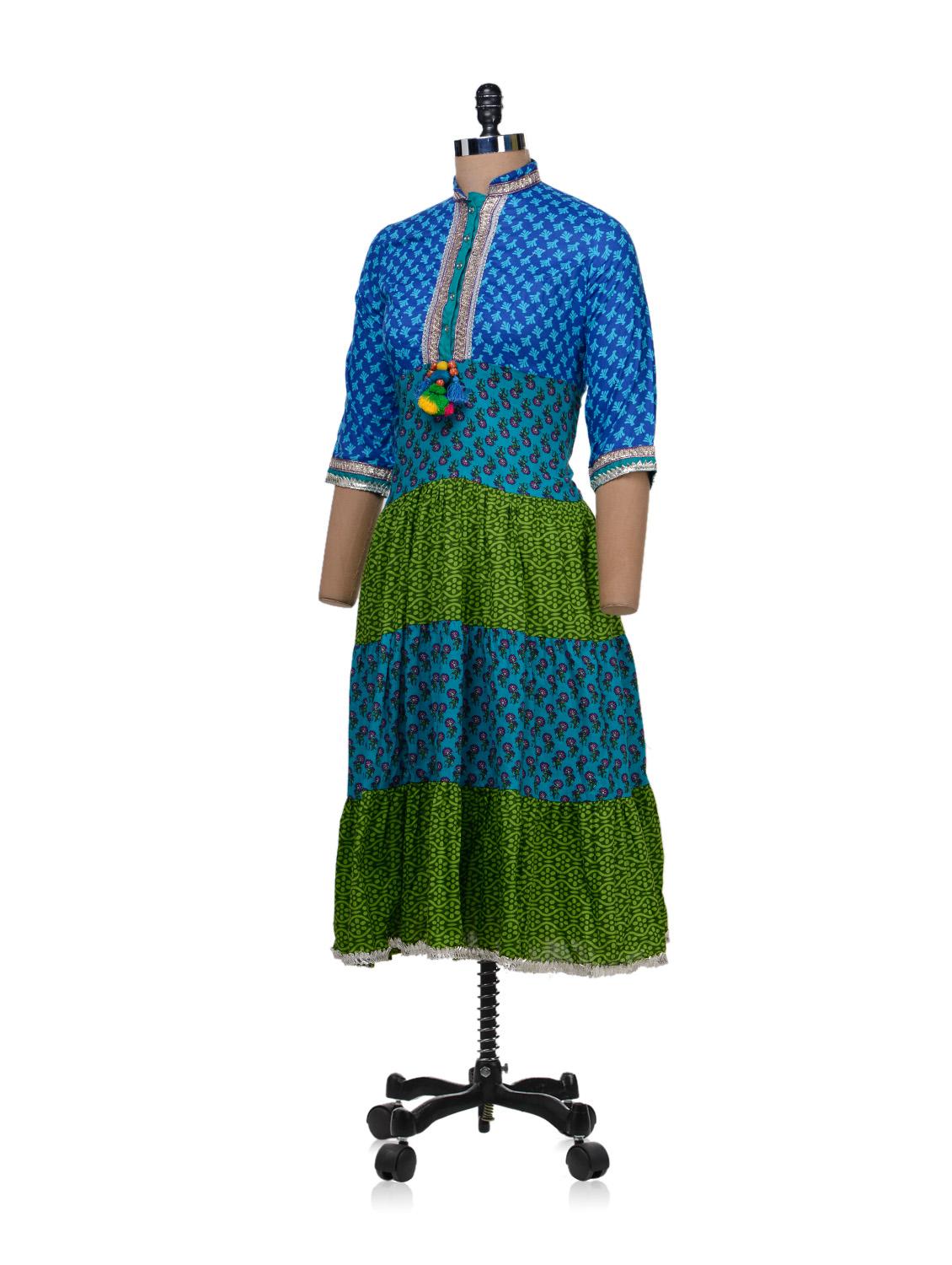 Traditional Blue & Green Printed Kurta - 58894 - Zoom Image - 2