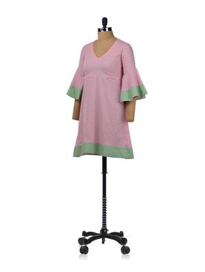 70's flare dress with flower print - 6820 - Standard Image - 2