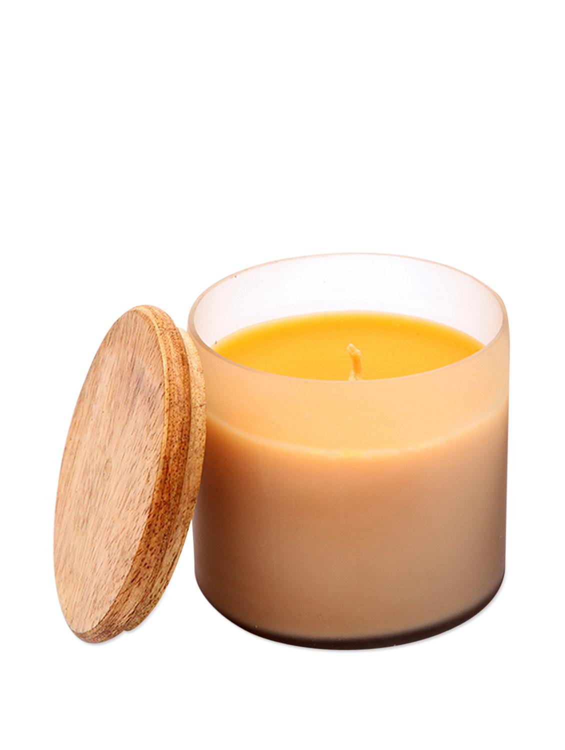 Scented Glass Candle With A Wooden Lid - Fragrance World India