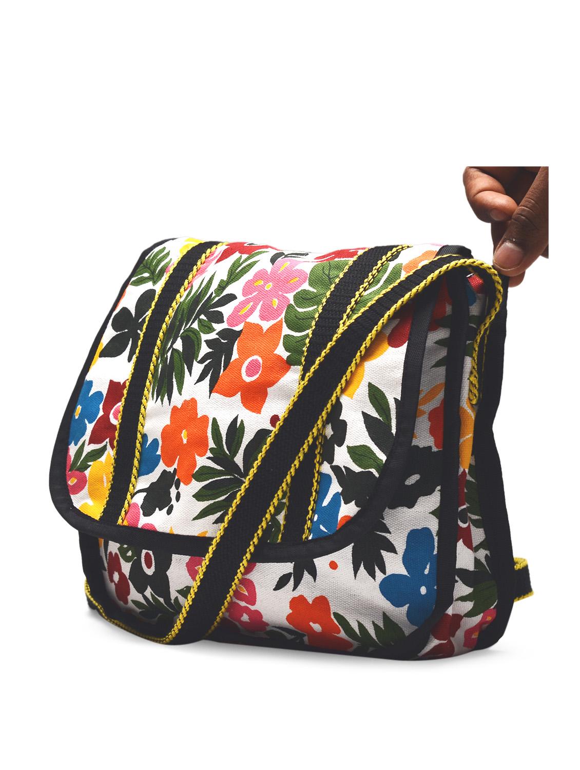 Colourful regular sling bag - 87720 - Zoom Image - 5