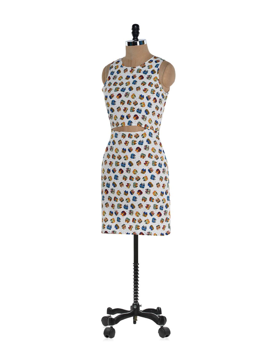 Adorable Doodle waist cut dress - 894310 - Zoom Image - 2