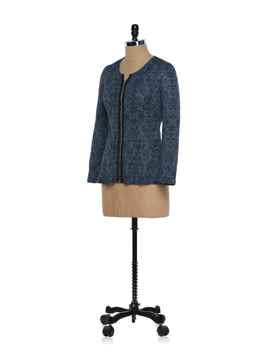 Blue full sleeves zipper fastening jacket - 901447 - Zoom Image - 2