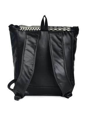 black and white geometrical patterned backpack - 905493 - Standard Image - 2