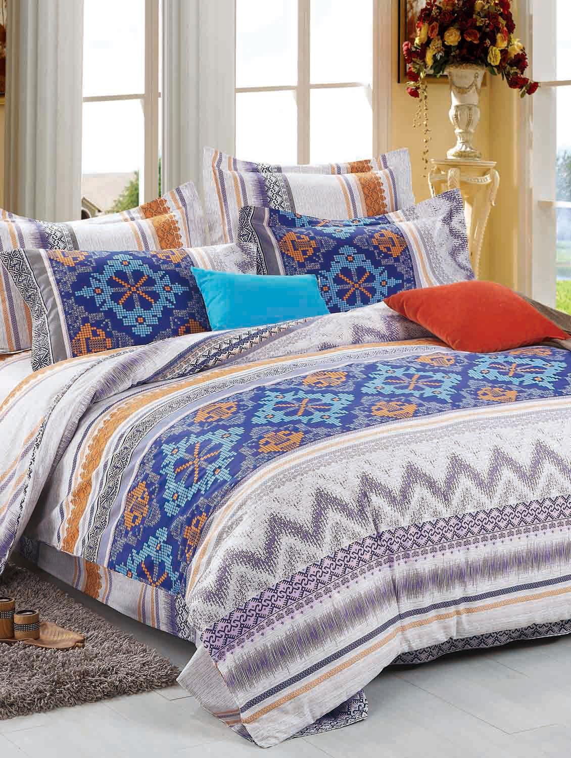 White And Blue Double Bedsheet With Pillow Cover - Bianca