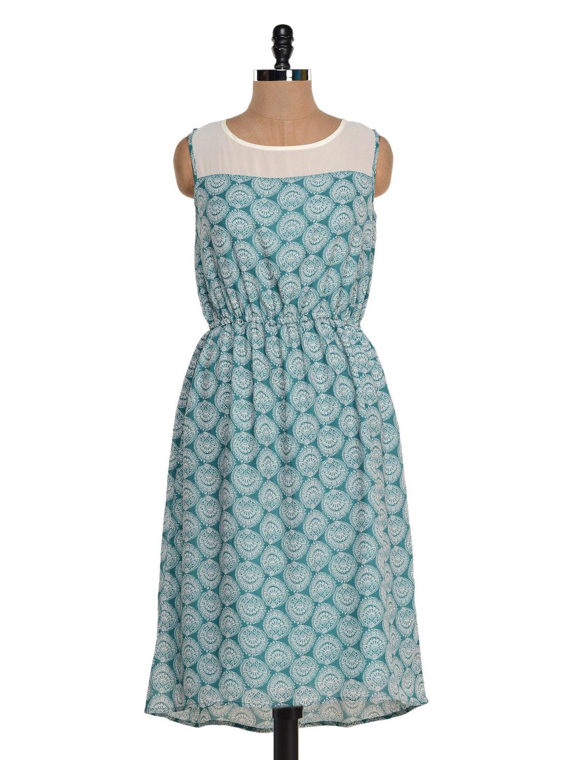 Green And White Printed Dress - Colbrii