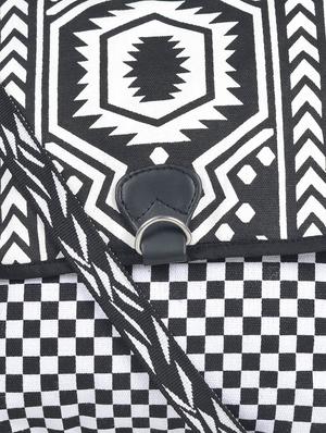monochrome ikat print sling bag - 948024 - Standard Image - 5