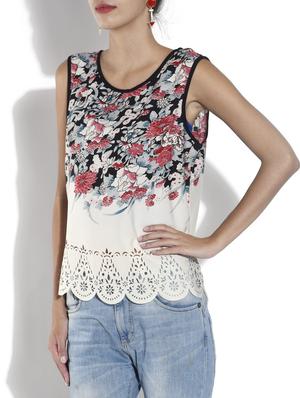 floral die cut scallop hem top - 9565502 - Standard Image - 2