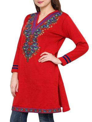 red embroidered full sleeved acrylic woolen kurta - 9646077 - Standard Image - 2