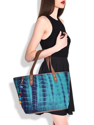 blue abstract leatherette trapeze tote - 9659398 - Standard Image - 2