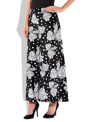 white and black velvet printed palazzo - 9722565 - Standard Image - 2