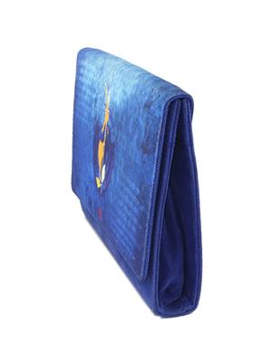 blue graphic printed clutch - 9758320 - Standard Image - 5