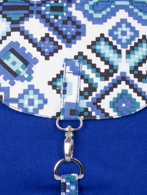 blue and white canvas printed slingbag - 9767196 - Standard Image - 5