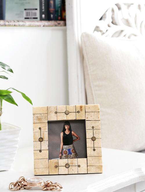 Novel Handmade Horn Inlays ,Coconut & Wood Photoframe - -5*7 Size - 9813175 - Very Small Image - 1