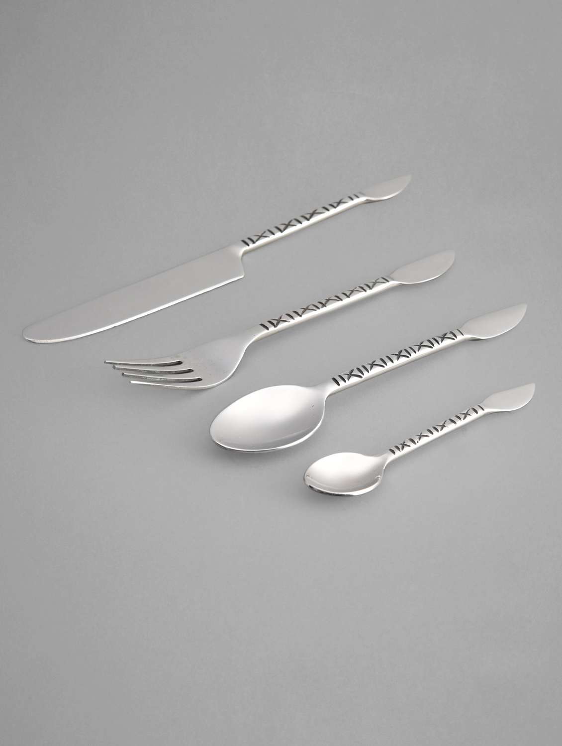 carved stainless steel cutlery set