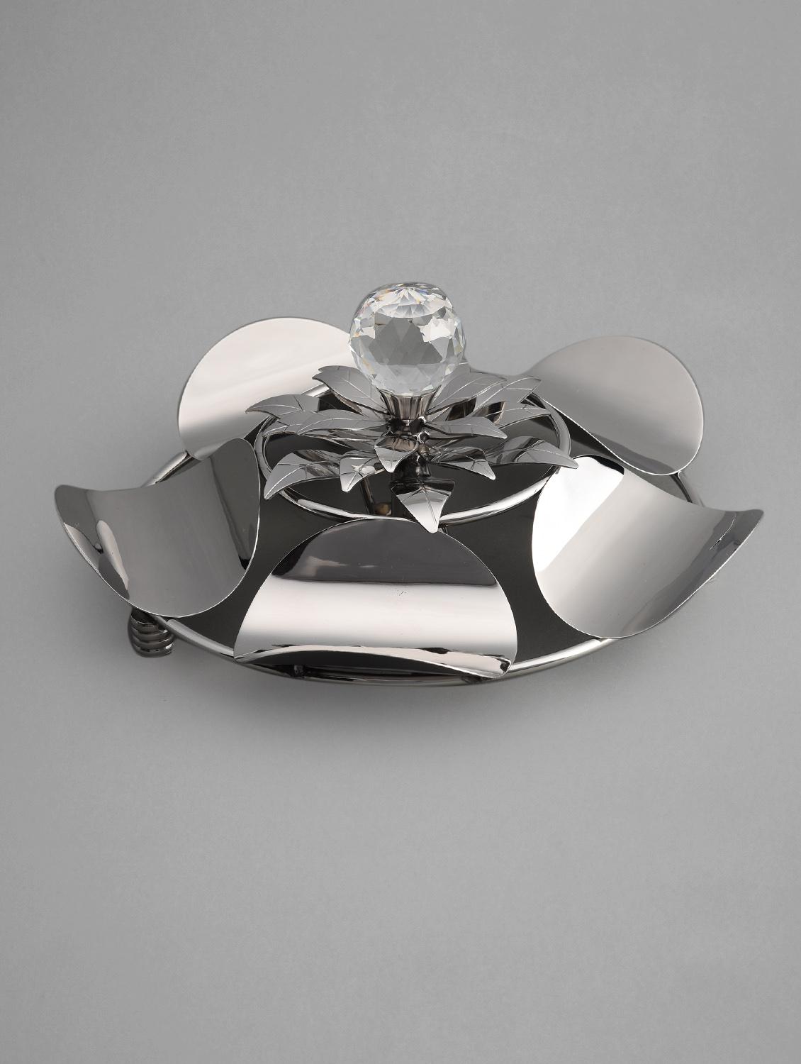  hand towel stand with crystal ball