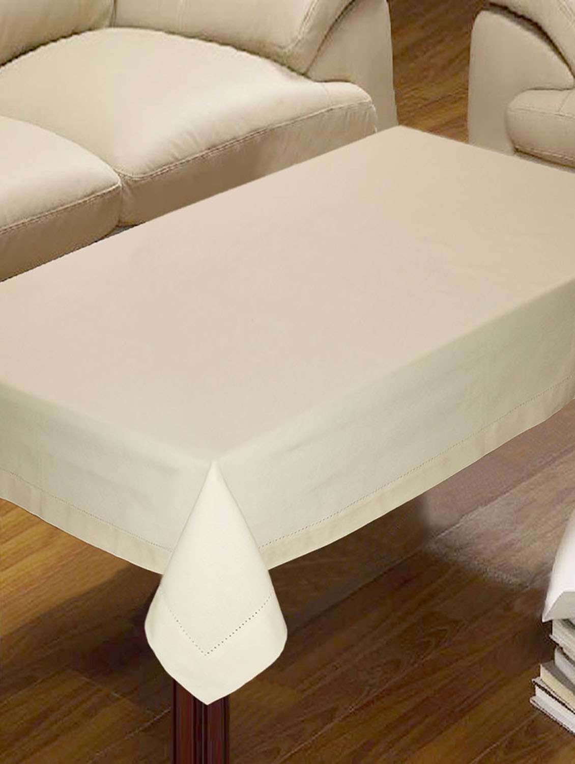 white cotton 4 seater table cloth