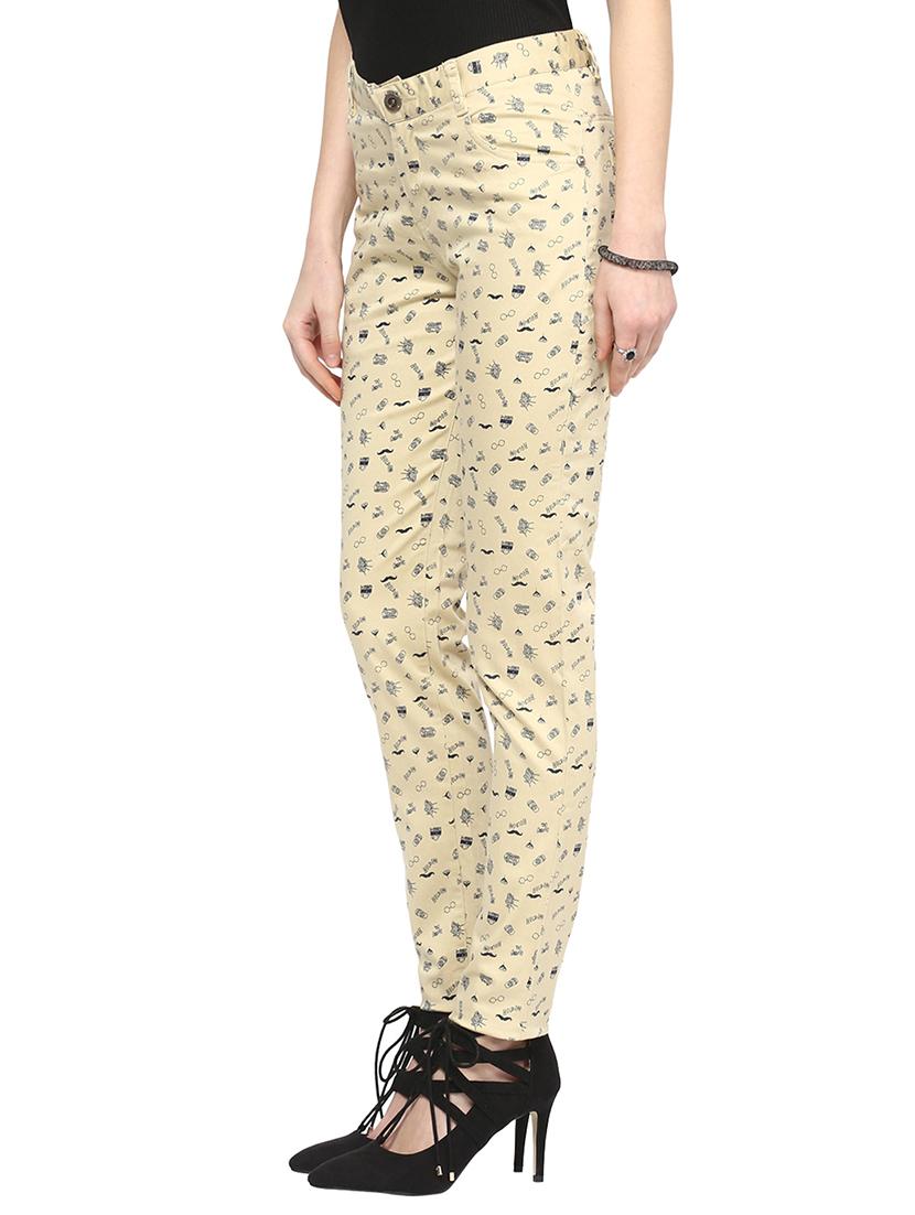 beige cotton trousers - 10833965 -  Standard Image - 1
