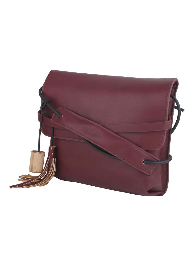 wine red leatherette sling bag - 11131424 -  Standard Image - 4