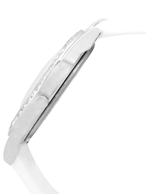 white  wrist watch - 11195756 -  Standard Image - 1