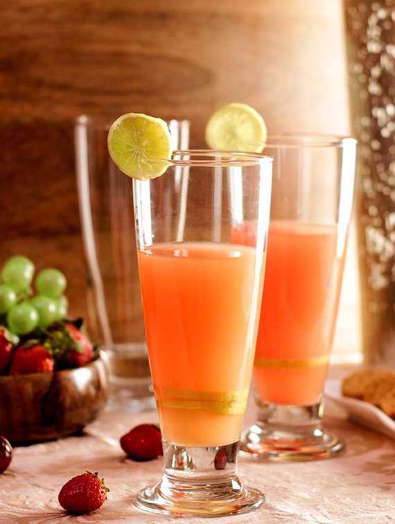 ocean tiara footed glasses 395 ml - set of 6