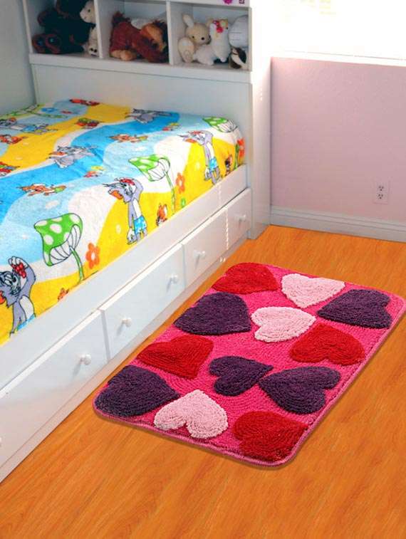 multi colored polyester bath mat