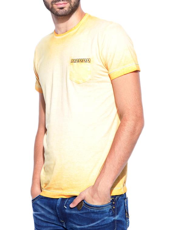 mufti mens yellow slim fit mid rise tshirts - 11716023 -  Standard Image - 1