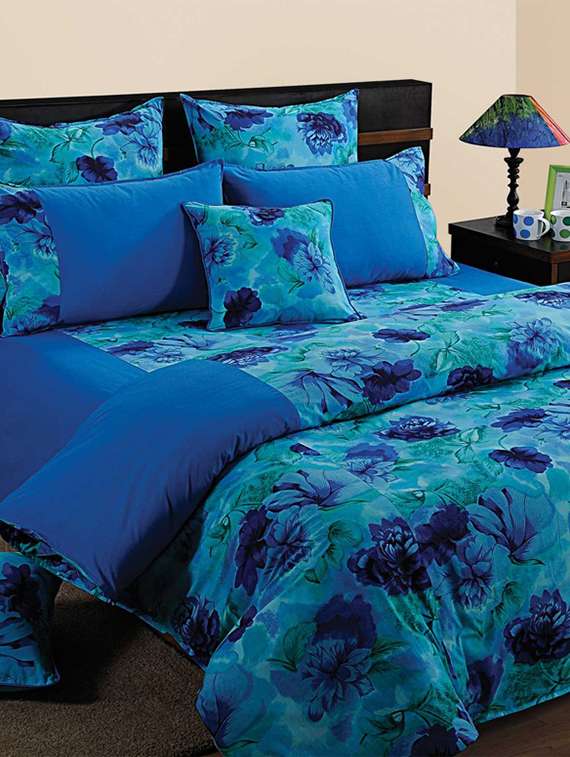 Blue and Navy Blue Colour Floral AC Comforter
