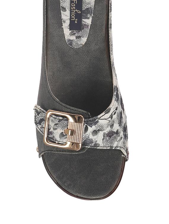black canvas wedge - 12084403 - Standard Image - 4