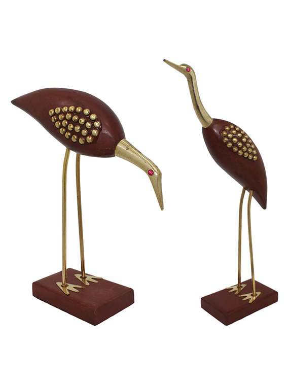 brown wooden  artifact