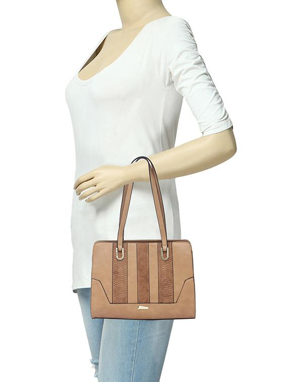 beige synthetic leather handbag - 12262487 - Standard Image - 4