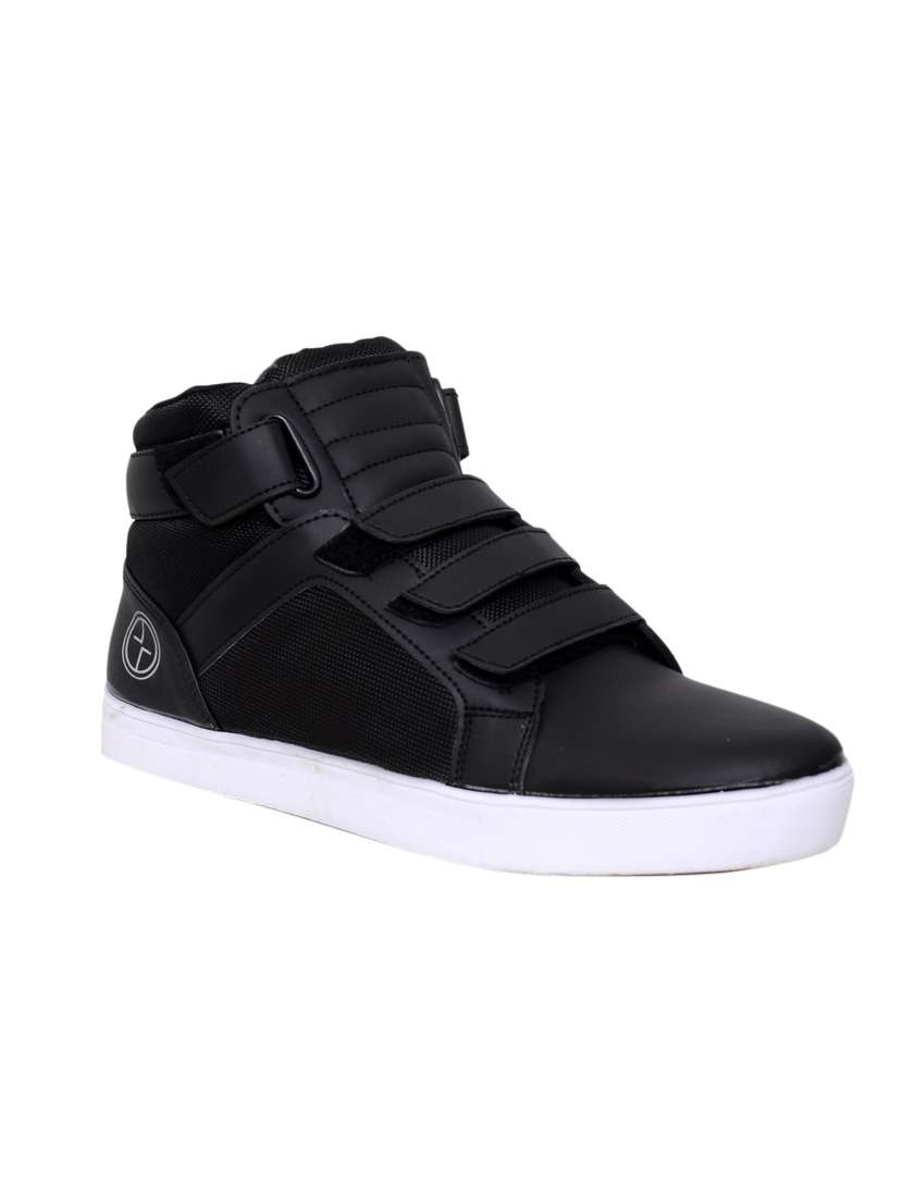 black leatherette sneaker