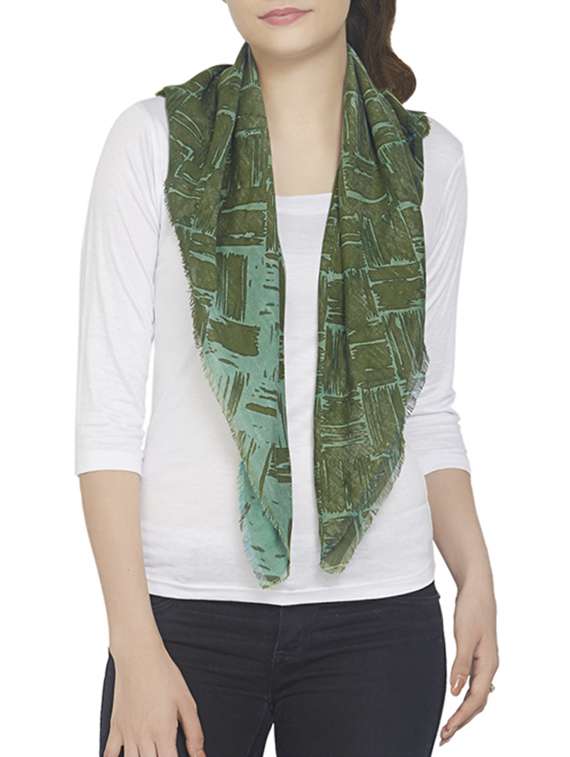 green wool stole