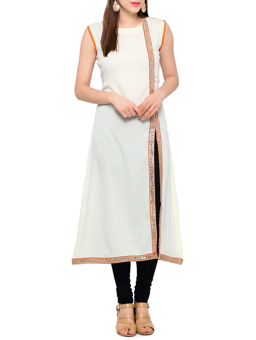 Off white crepe high slit kurta