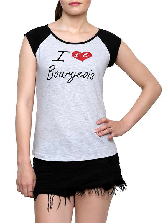 raglan sleeved quirky tee 