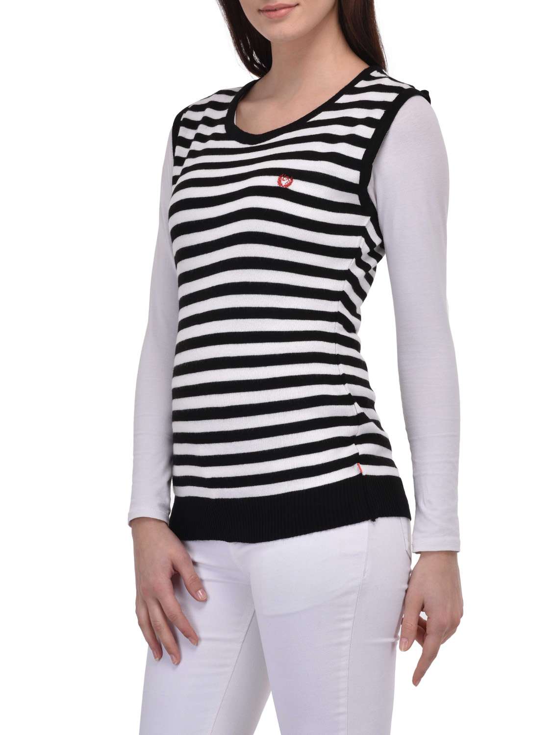 white and black acrylic pullover - 12983246 -  Standard Image - 1