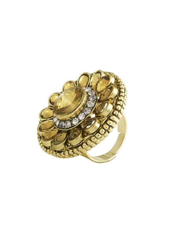 gold brass ring - 13109899 -  Standard Image - 1