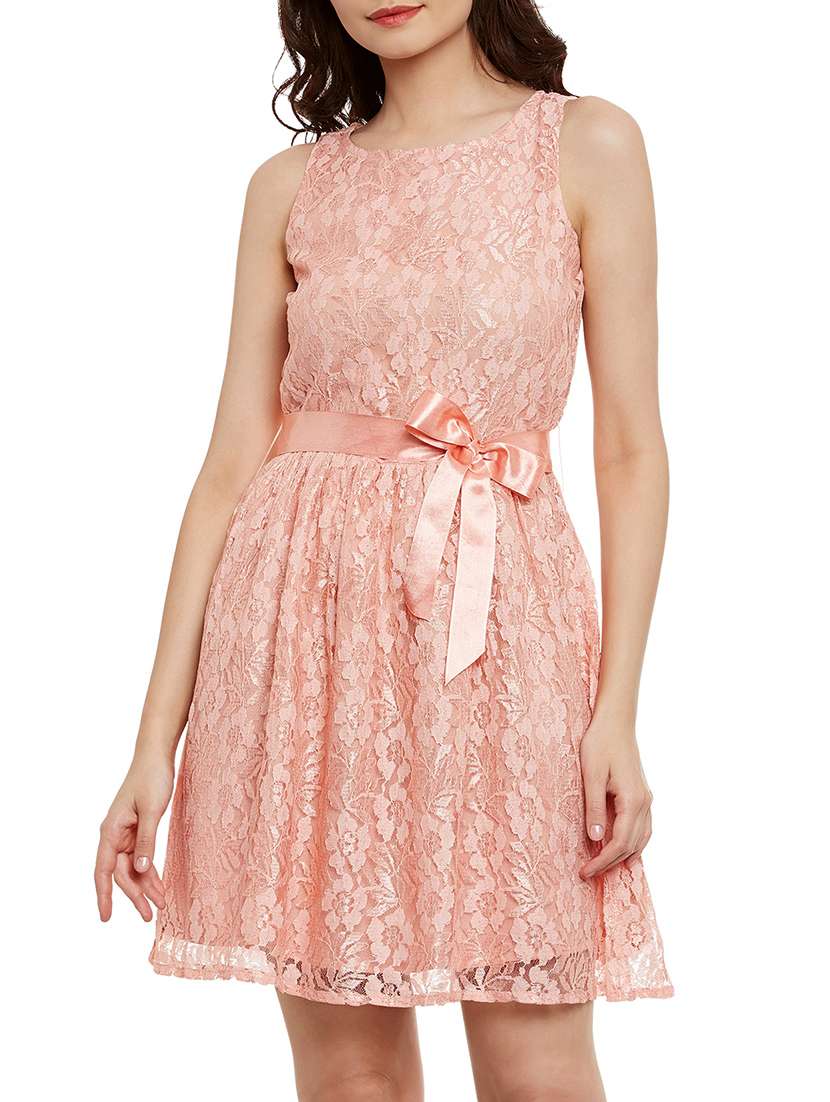 pink dress