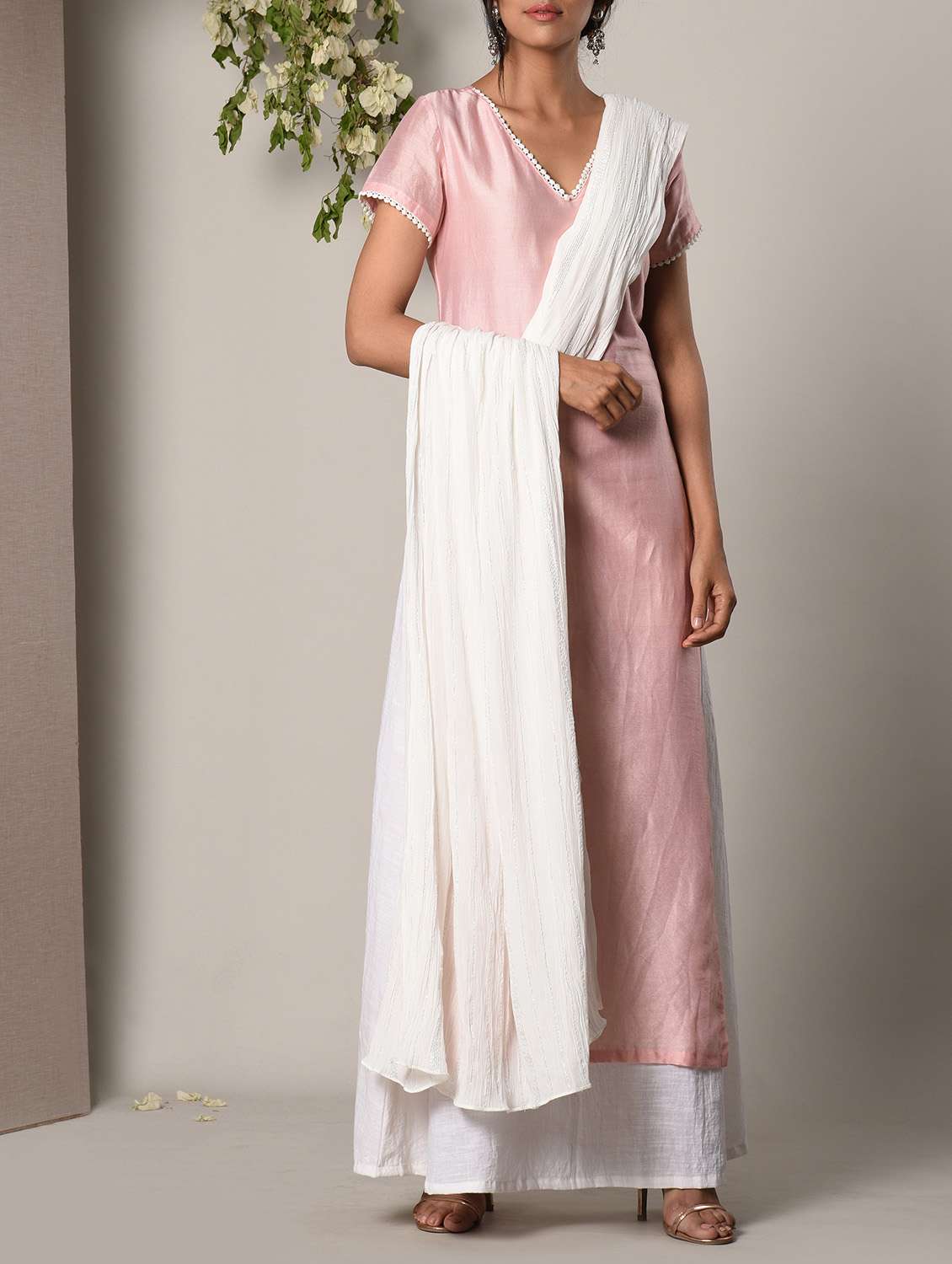 crinkled plain cotton white dupatta