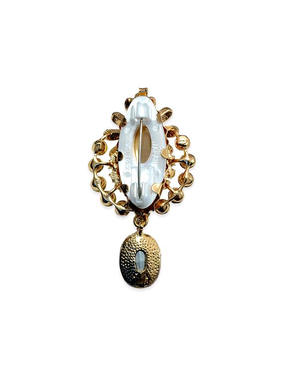 white metal brooch - 13328119 - Standard Image - 1