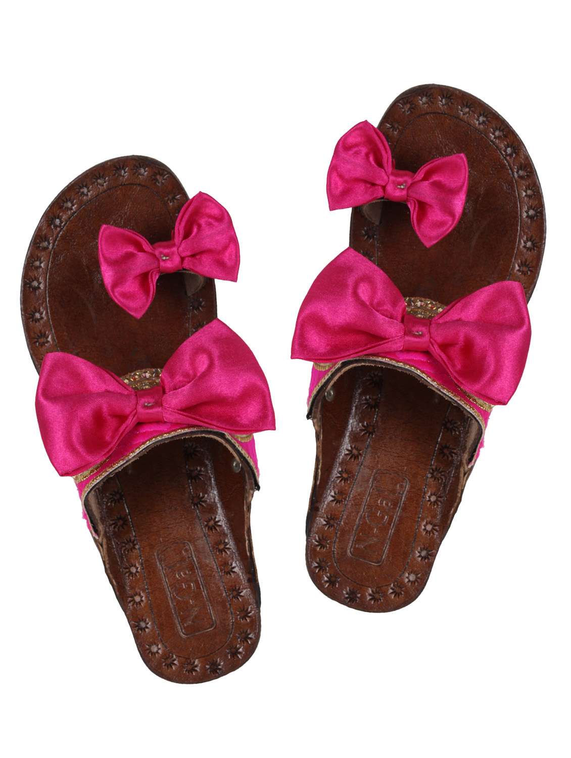 pink one toe kolhapuri