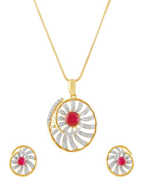 gold brass set - 13429720 -  Standard Image - 0