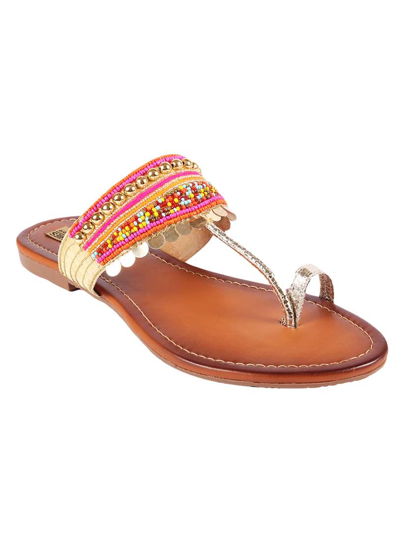 pink faux leather one toe kolhapuris