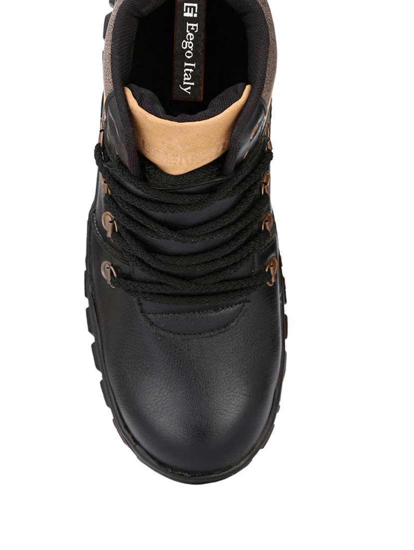 men lace up hiking boot - 13470150 -  Standard Image - 4