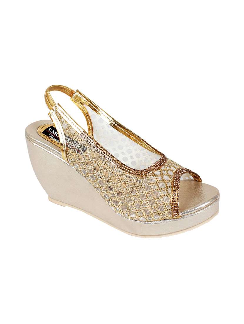 carrito women's golden wedges