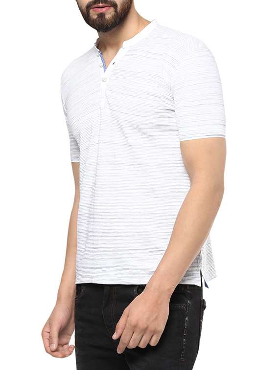 white cotton t-shirt - 13834936 -  Standard Image - 1