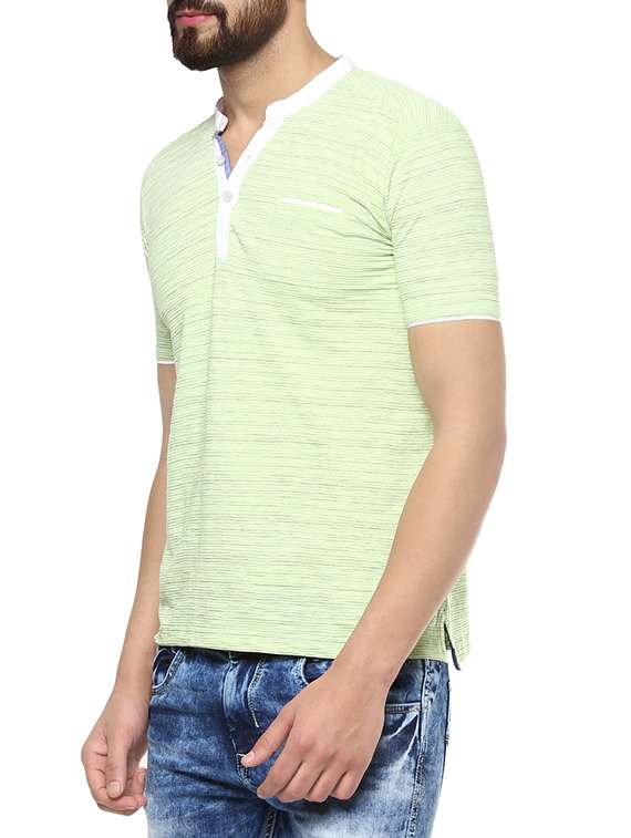 white cotton t-shirt - 13834937 -  Standard Image - 1